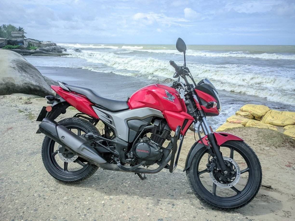 Honda CB Trigger 2017 Double Disk